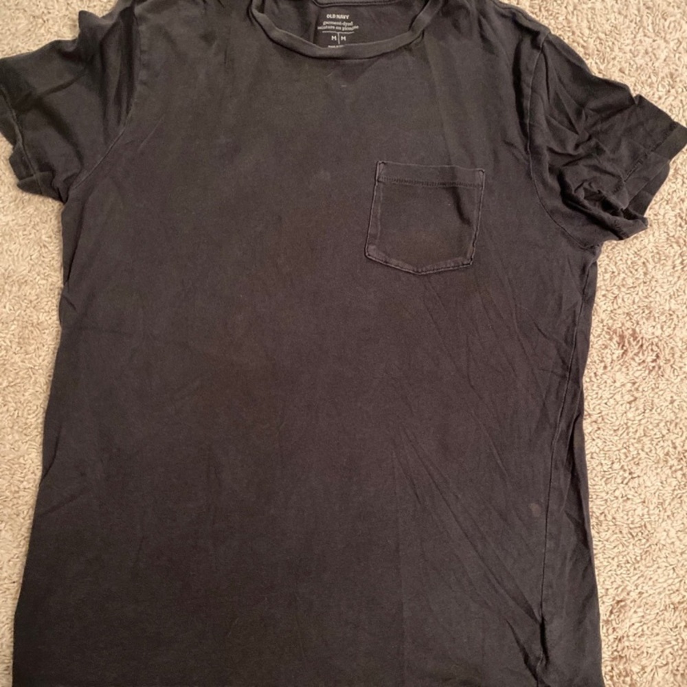 Men’s Old Navy Tee Shirt